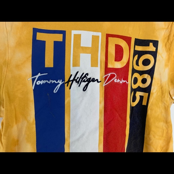 Tommy Hilfiger T-shirt - Picture 4 of 6
